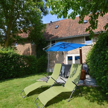 Stunning Holiday Home Near Forest In Slenaken Exteriör bild