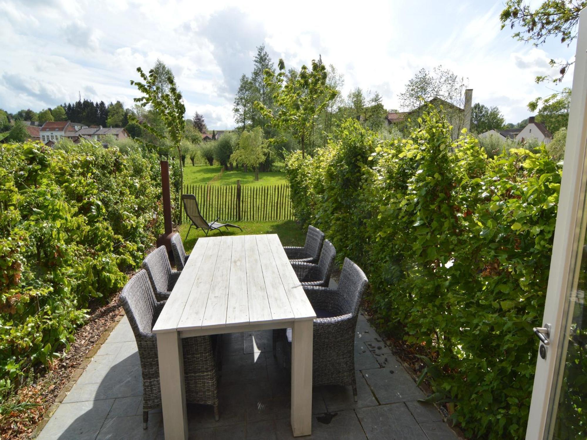 Stunning Holiday Home Near Forest In Slenaken Exteriör bild