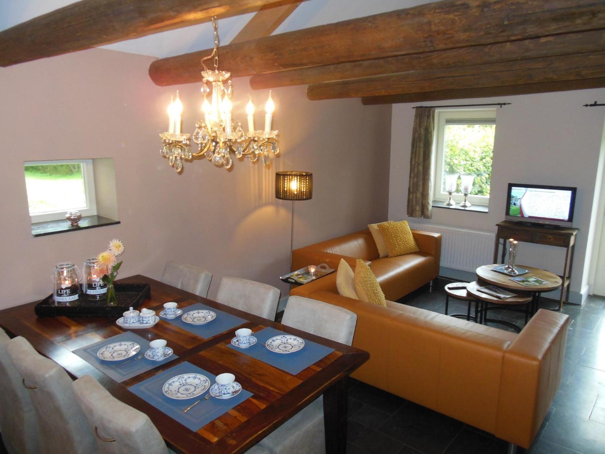 Stunning Holiday Home Near Forest In Slenaken Exteriör bild
